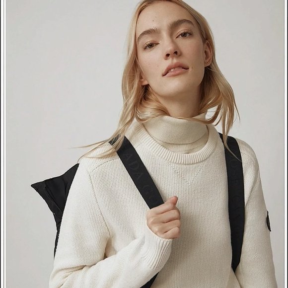 99% NEW CANADA GOOSE BLACK JUNCTION JACKET, SIZE S - Picture 8 of 9